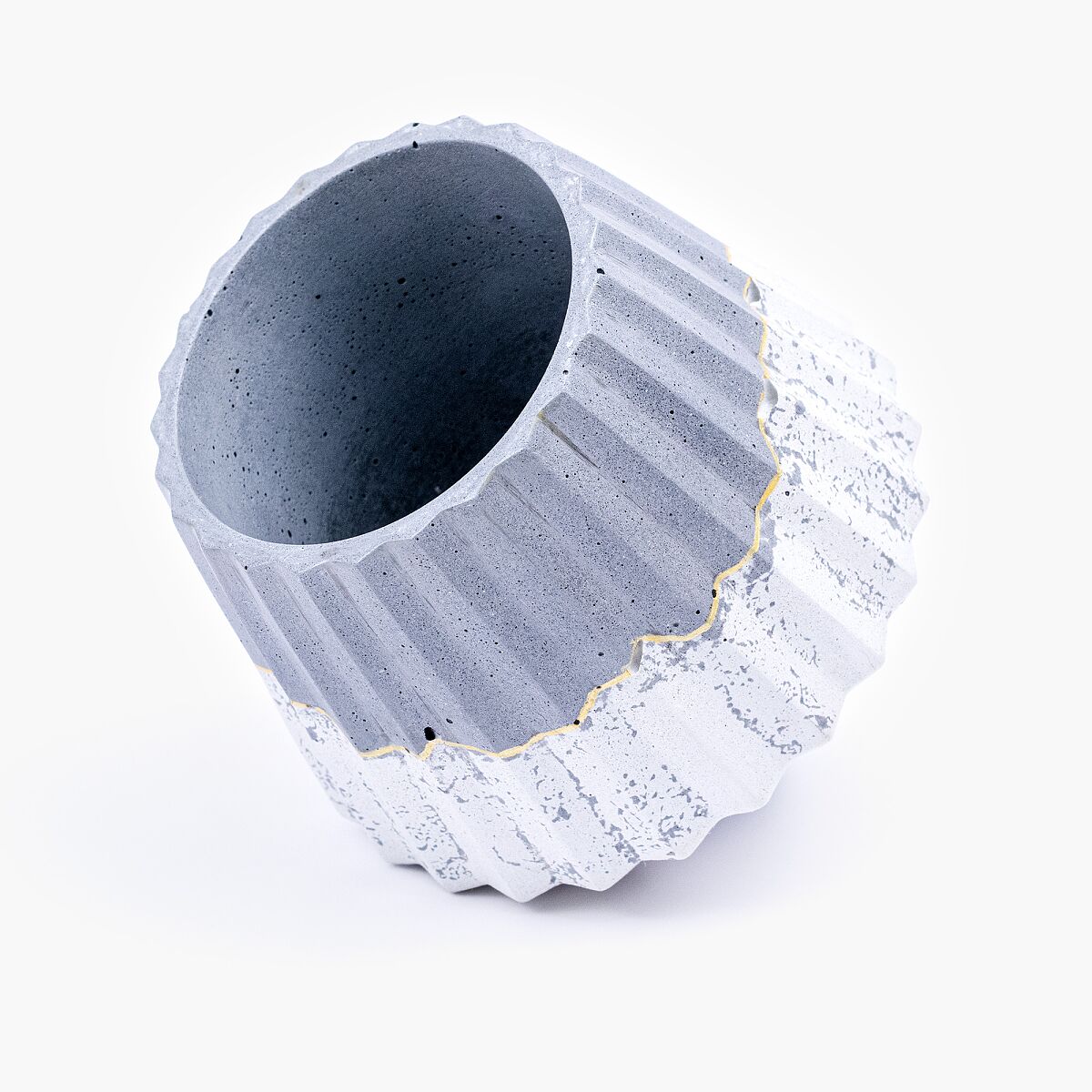 Linear Edge Pot