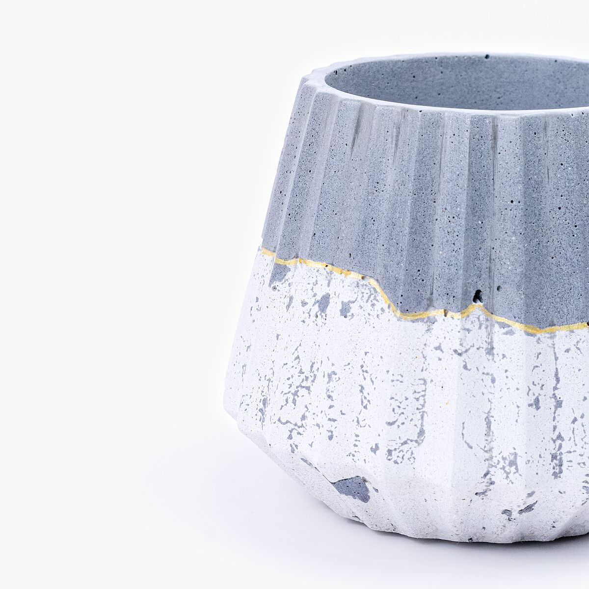 Linear Edge Pot